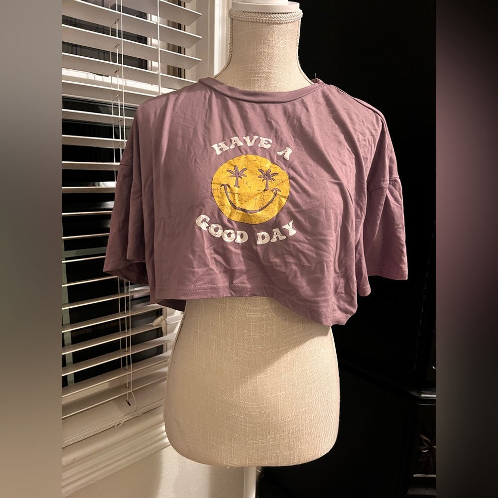 Cropped t-shirt